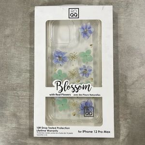 ROQQ iPhone 12 Pro Max Case with real flowers